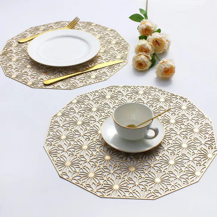 2/4/6 Evevda Rose Gold Placemats for Dining Table 6 Metallic Pressed Hollowed Out Table Mats Wipeable Vinyl Place Mat for Holiday Wedding Dinner Table Decoration Mat
