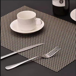 Set of 2/4/6/8pcs Pvc Placemats, Woven Placemats For Dining Table heat Resistant Placemats, Washable Stain Resistant Easy To Clean, Home Kitchen Dining Table Decor