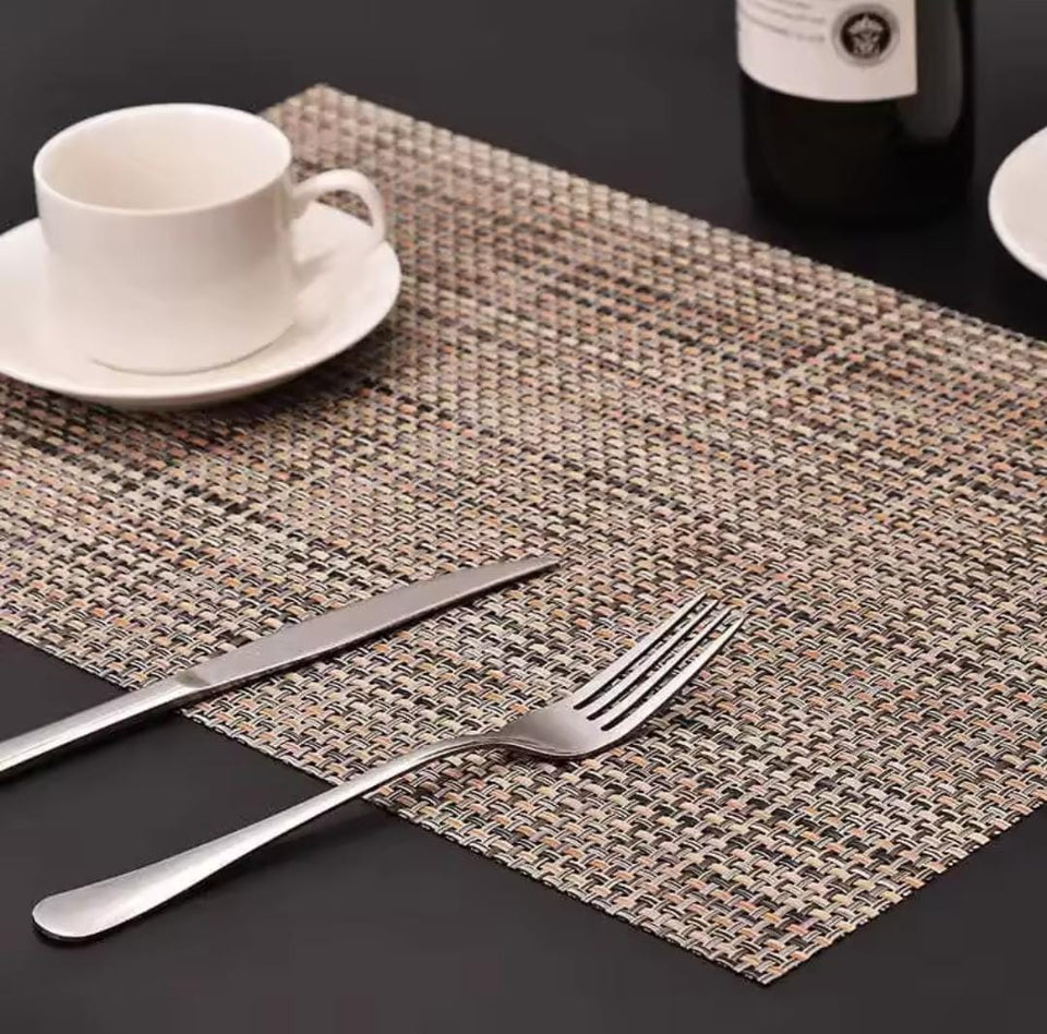 Set of 2/4/6/8pcs Pvc Placemats, Woven Placemats For Dining Table heat Resistant Placemats, Washable Stain Resistant Easy To Clean, Home Kitchen Dining Table Decor