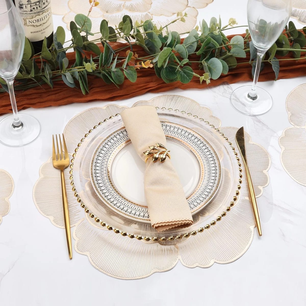 2/4/6/8 Set Gold Round Placemats Set of 6 Pressed Vinyl Metallic Flower Table Mats HZ BEDDING