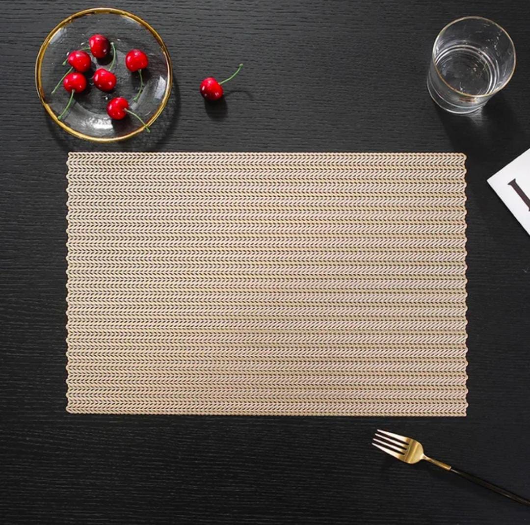 2/4/6/8 Modern Golden Field  Table Mat Vinyl HZ BEDDING