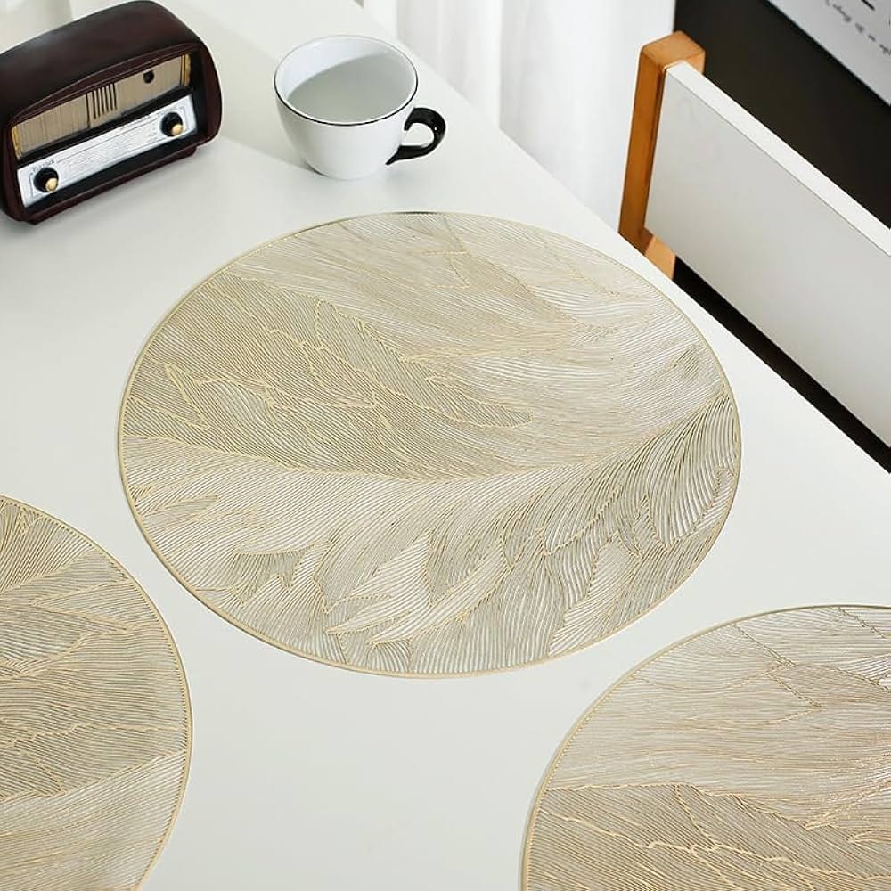 2/4/6/8 Set Feather Golden Round Vinyl Table Mats & Runner HZ BEDDING