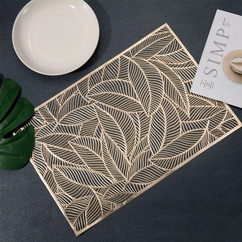2Pcs / 4Pcs / 6 Pcs Rectangle Leaf Gold Floral Vinyl Placemats Non Slip Dining Table Placemats