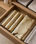 2/4/6/8 Set Decorative Leaf Gold Round Vinyl Metallic Leaf Table Mats With Runner HZ BEDDING