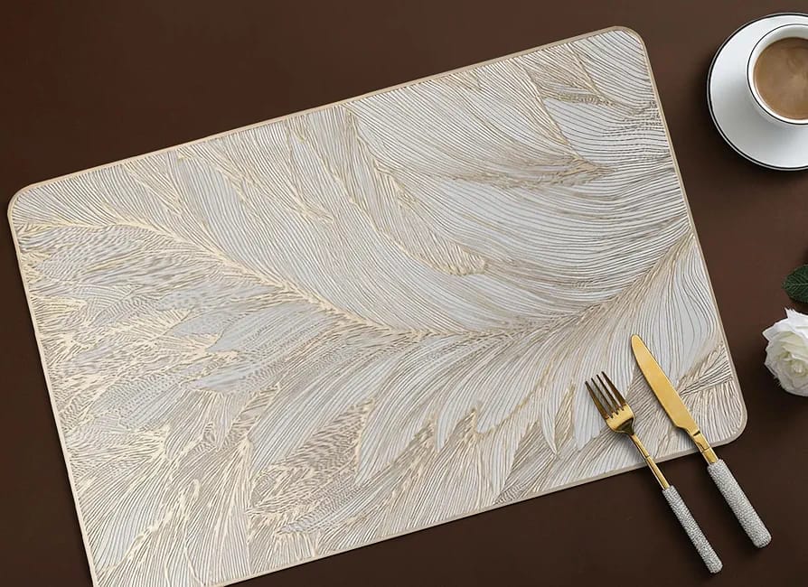 2/4/6/8 Set Feather Leaf Golden Rectangle Vinyl Table Mats & Runner HZ BEDDING