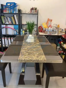 2Pcs / 4Pcs / 6 Pcs Rectangle Leaf Gold Floral Vinyl Placemats Non Slip Dining Table Placemats